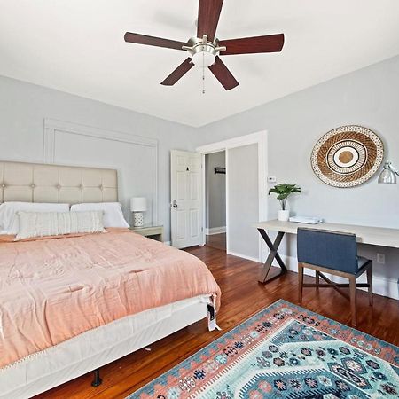 Cozy Up In 5Br Apt Near Charming Oak Square Boston Eksteriør billede