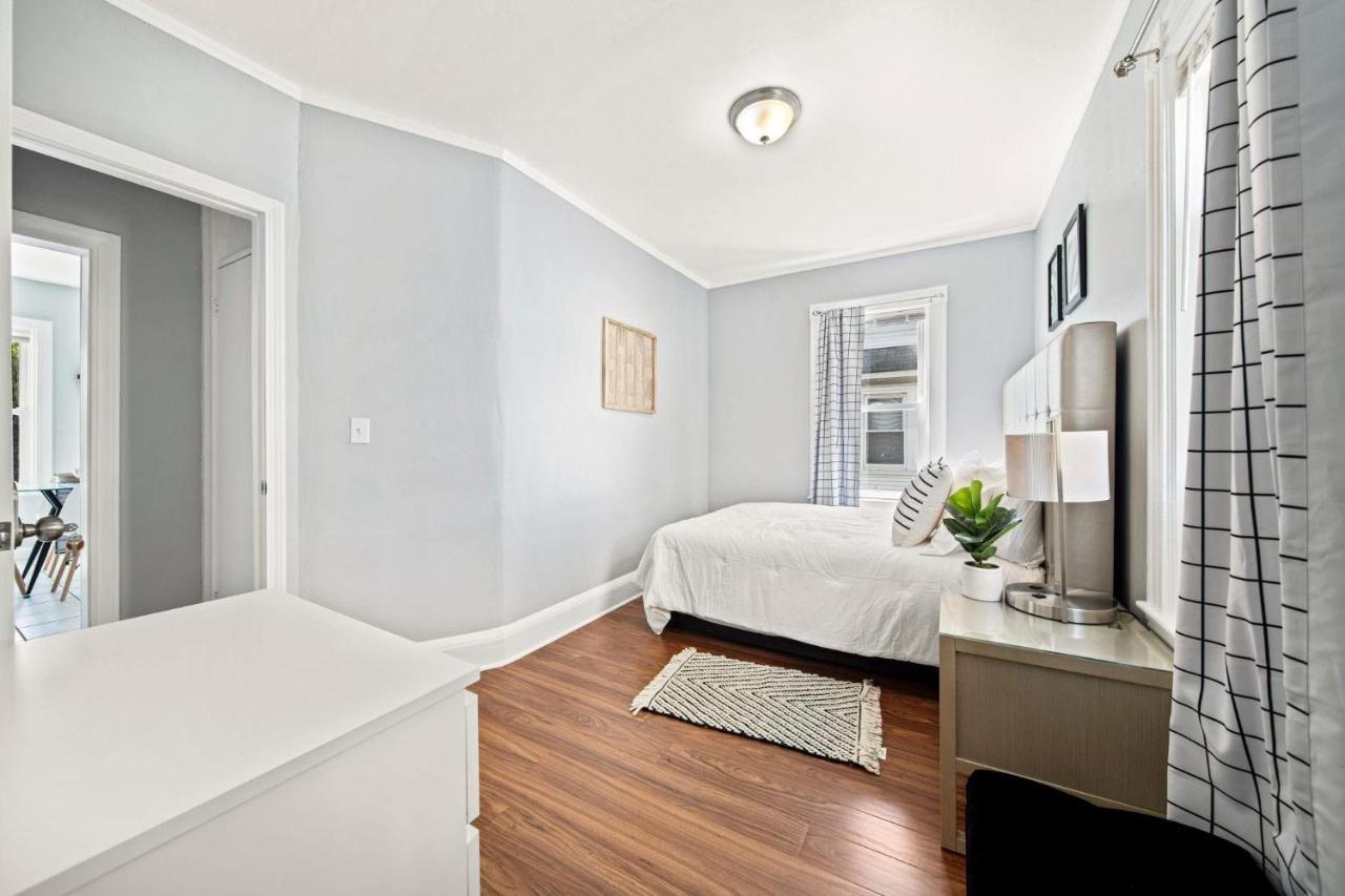 Cozy Up In 5Br Apt Near Charming Oak Square Boston Eksteriør billede