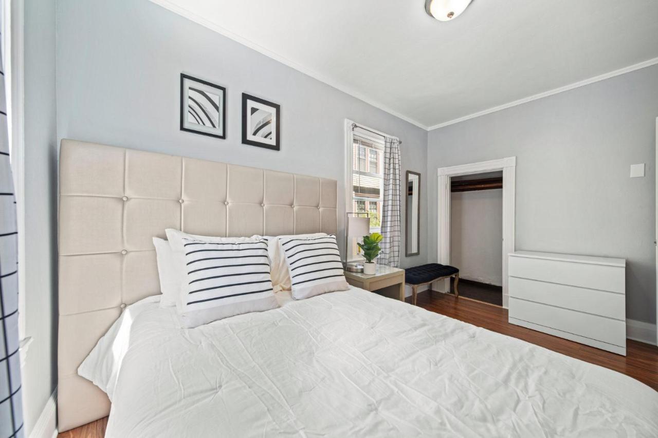 Cozy Up In 5Br Apt Near Charming Oak Square Boston Eksteriør billede