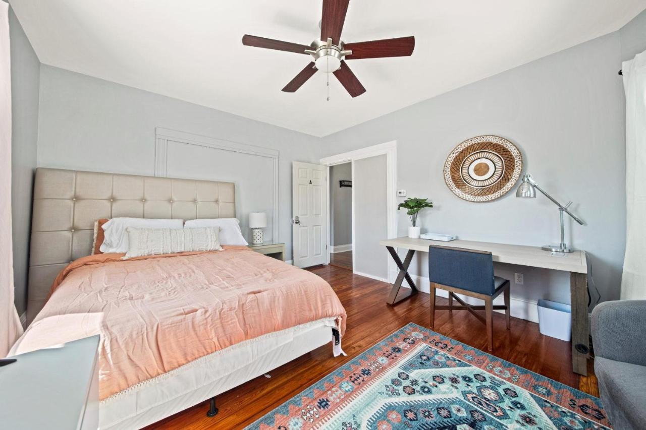 Cozy Up In 5Br Apt Near Charming Oak Square Boston Eksteriør billede
